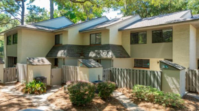 Walk to Beach, Pet Friendly, Homey